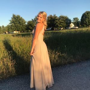 Meet your Posher, Chloe